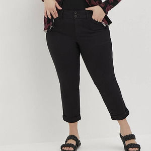 Torrid Crop Aviator Skinny Twill Mid-Rise Pants Black Womens 22 Pre-Owned